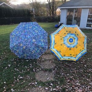 Portable beach umbrellas